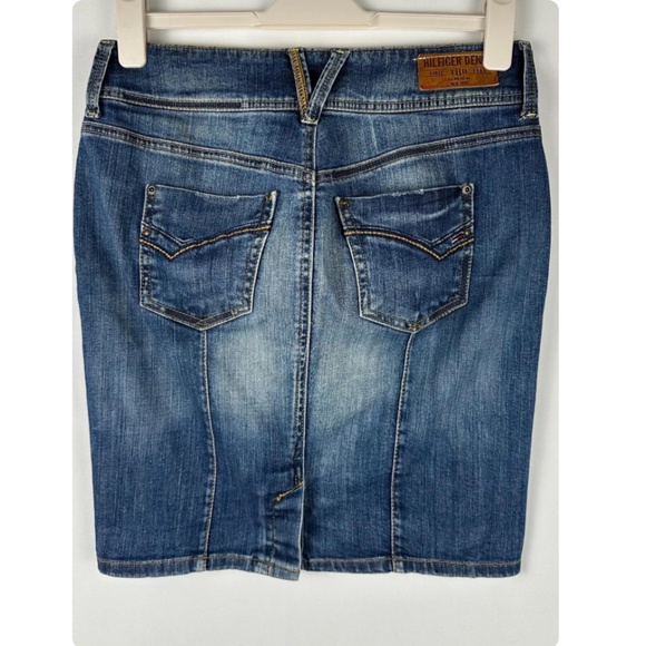 Vintage 1990’s 2000’s ‘Tommy Hilfiger Denim’ Mini Denim Pencil Skirt • Small - Picture 9 of 10